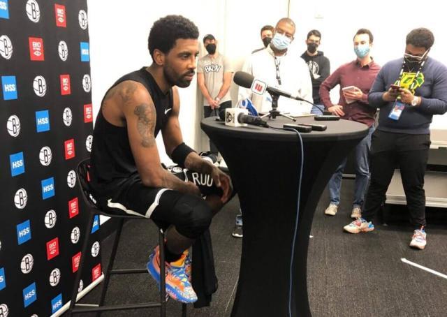 1640835676242071806.jpg 博鱼体育-欧文完成归队首训:夺冠窗口期有限 我们趁热打铁!