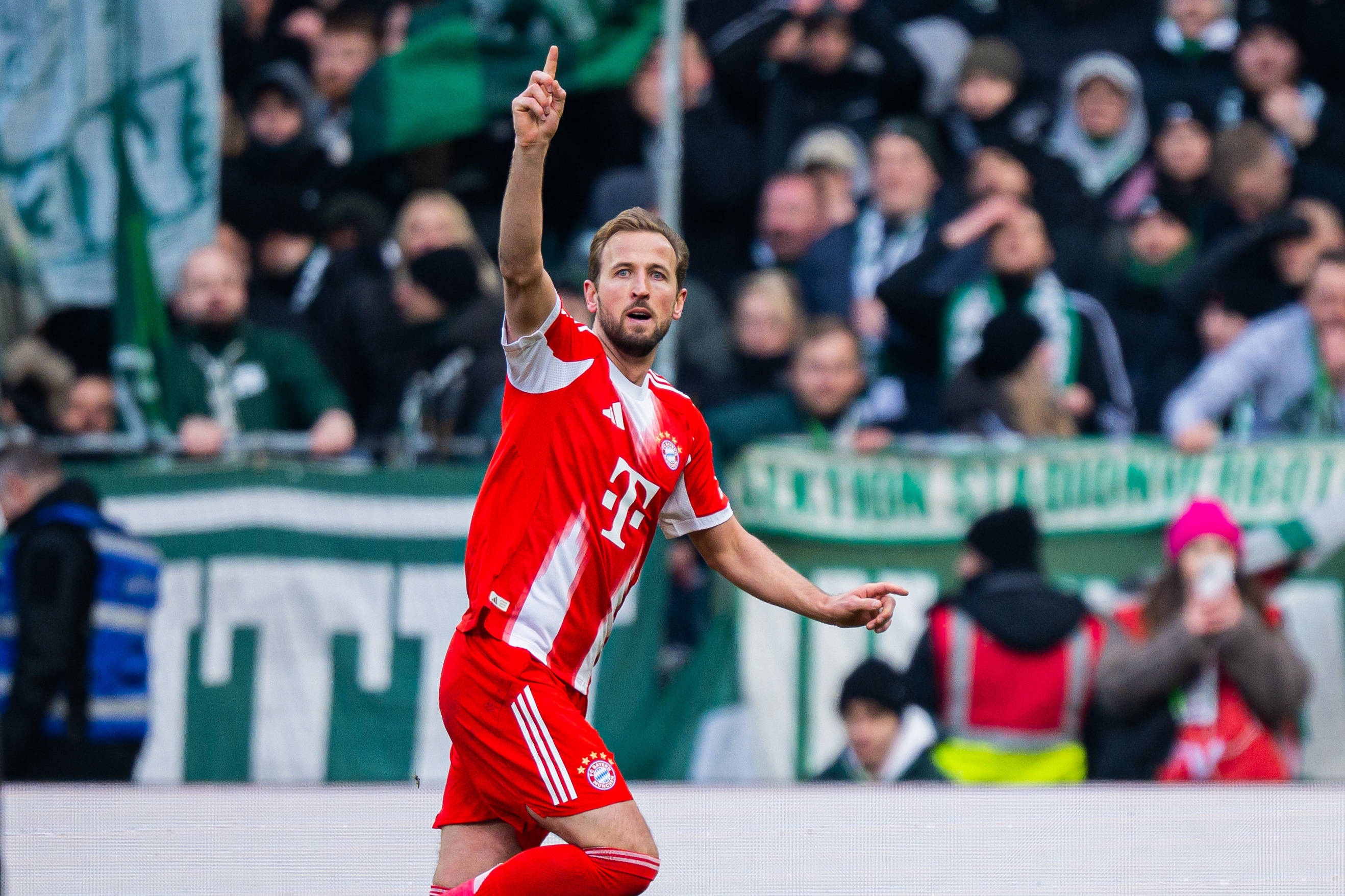 博鱼-凯恩:想打破莱万进球纪录会很难,他在这个阶段曾多次帽子戏法