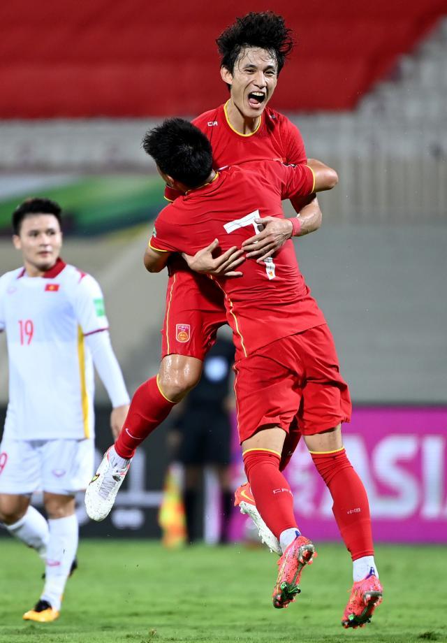 博鱼体育-王燊超：战胜越南是12强赛的转折 连线武磊是默契
