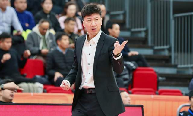 博鱼-CBA积分榜最新排名！北京掀翻浙江杀回前四，昔日总冠军依旧垫底