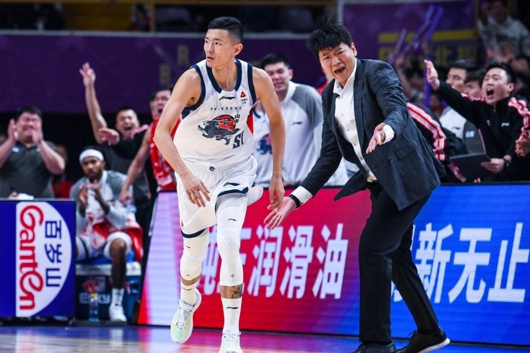 博鱼下载-山东男篮挺进杯赛四强,陈林坚爆发,说明书已找到?