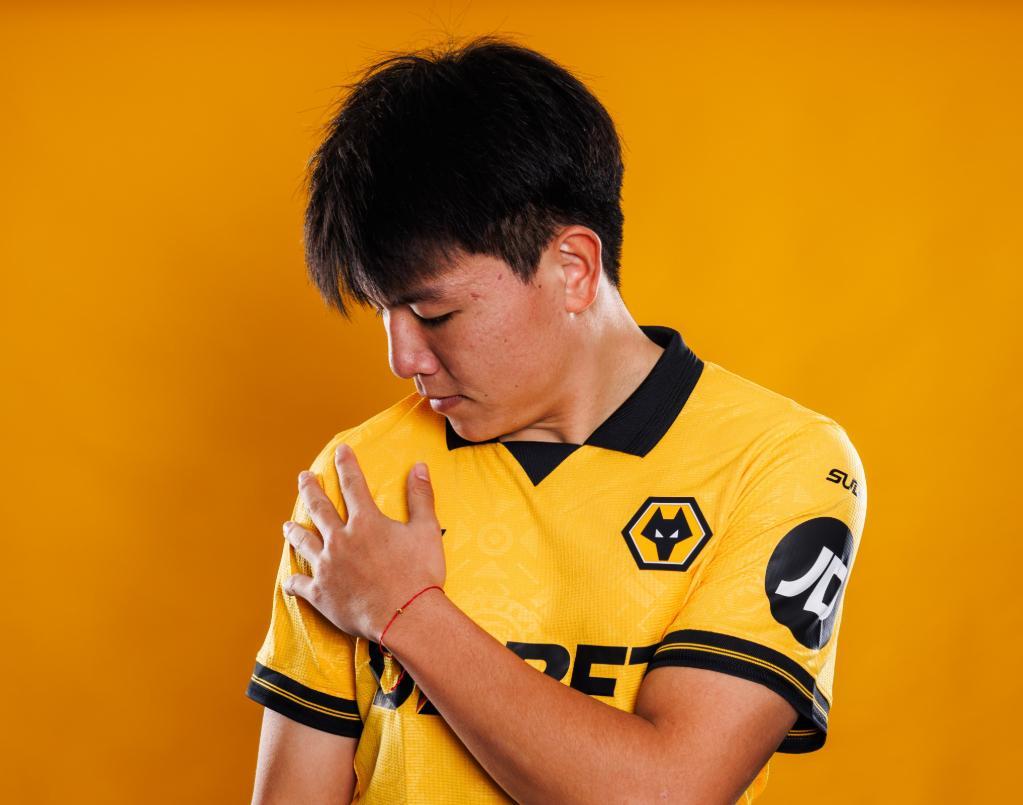 博鱼体育-国足2大新星!徐彬将上演狼队首秀,王钰栋收德甲豪门邀请未成行