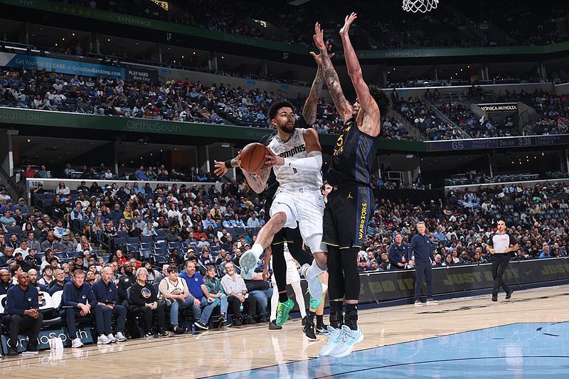 博鱼APP-勇士8人上双大胜灰熊：霍福德15000分里程碑 波杰19+8+6