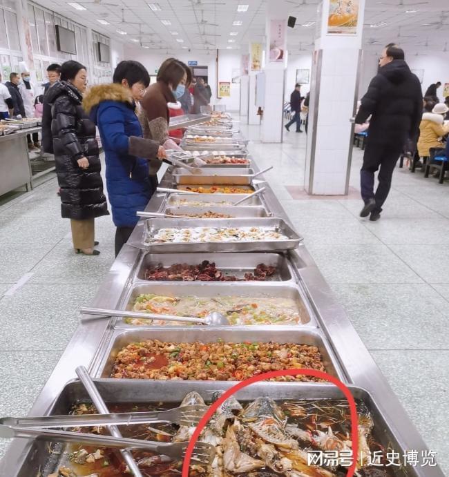 博鱼官网-北京下了死命令,2027年底前,所有中小学必须告别“校外配餐”