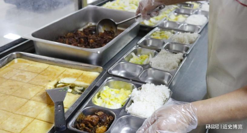 博鱼官网-北京下了死命令,2027年底前,所有中小学必须告别“校外配餐”