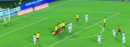 1623196895432061686.gif 博鱼体育-【世预】梅西2任意球被扑 阿根廷遭绝平2-2哥伦比亚
